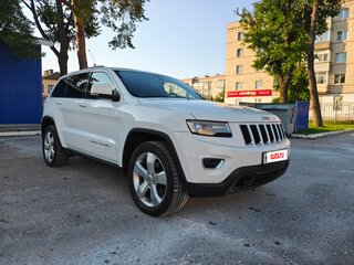2013 Jeep Grand Cherokee IV (WK2) Рестайлинг, белый, 1850000 рублей, вид 3