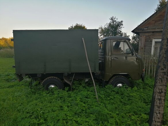 1983 УАЗ 452, зелёный, 300000 рублей - вид 1