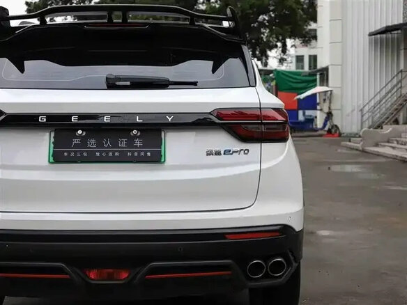 2022 Geely Coolray I, белый, 1530000 рублей - вид 17