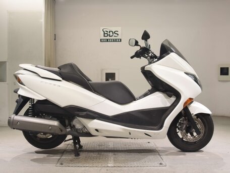 2009 Honda Forza, белый, 228000 рублей, вид 2
