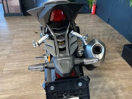 2026 Honda CB 1000 Hornet, серый, 1850000 рублей, вид 3