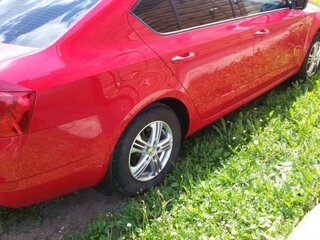 2014 Skoda Octavia III (A7), красный, 1200000 рублей, вид 4