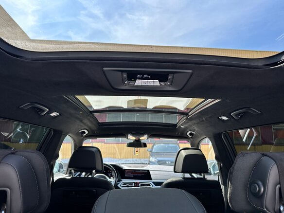 2019 BMW X7 40i I (G07), белый, 6800000 рублей - вид 16