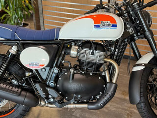 2025 Royal Enfield Bear 650, белый, 728000 рублей, вид 5