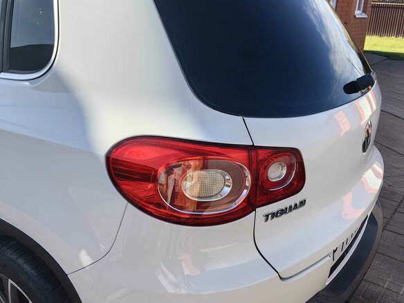 2010 Volkswagen Tiguan I, белый, 1180000 рублей - вид 4