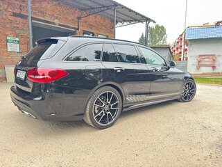 2020 Mercedes-Benz C-Класс 300 e IV (W205) Рестайлинг, чёрный, 2500000 рублей, вид 3