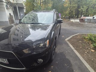 2011 Mitsubishi Outlander II Рестайлинг, чёрный, 1125000 рублей, вид 2