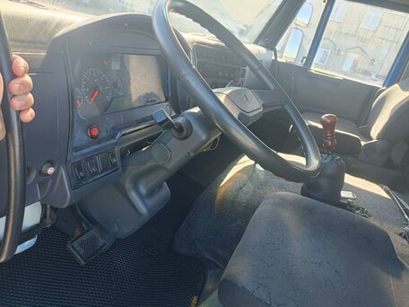 2011 КамАЗ 65117, синий, 6500000 рублей, вид 4