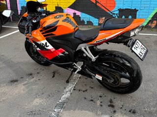 2009 Honda CBR 600RR, оранжевый, 590000 рублей, вид 3