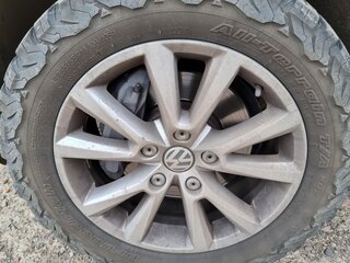 2011 Volkswagen Touareg II, белый, 2400000 рублей, вид 4