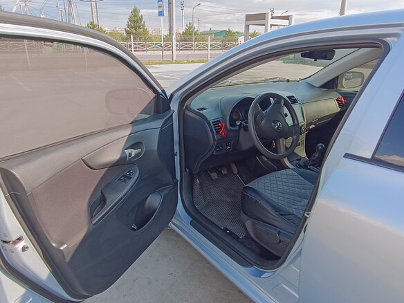 2007 Toyota Corolla X (E140, E150), голубой, 500000 рублей - вид 4