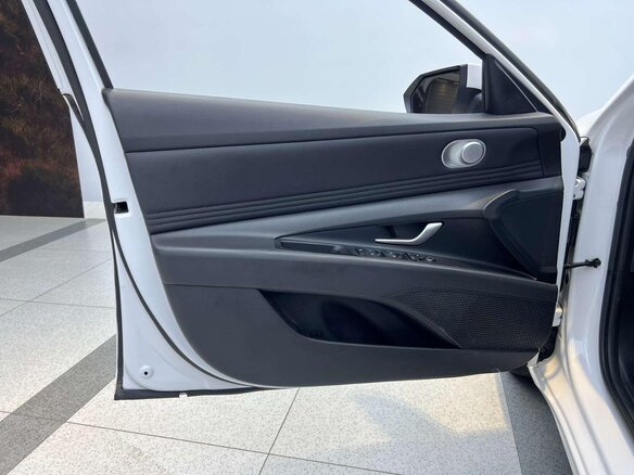 2022 Hyundai Elantra VII (CN7), белый - вид 12