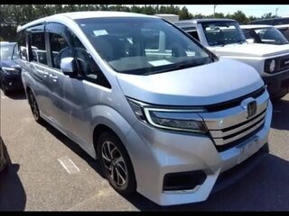 2020 Honda Stepwgn Spada V Рестайлинг, серебристый, 2850000 рублей, вид 1