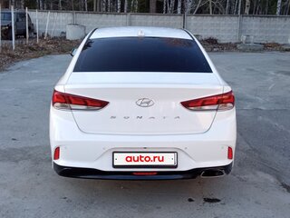 2018 Hyundai Sonata VII (LF) Рестайлинг, белый, 1800000 рублей, вид 3