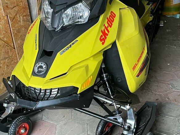2014 BRP Ski-Doo Summit 800, жёлтый, 1300000 рублей - вид 2