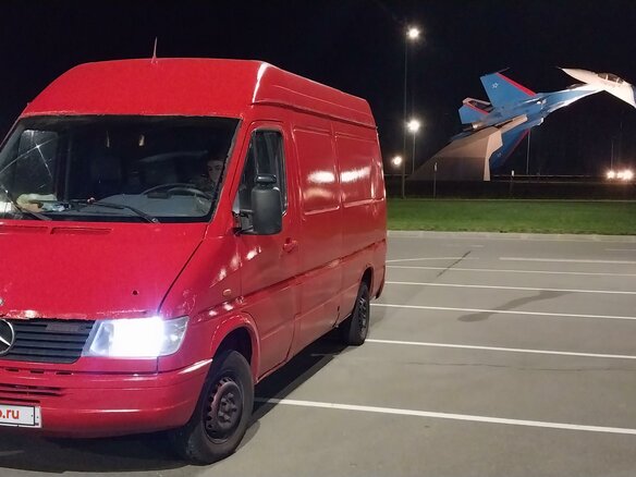 1998 Mercedes-Benz Sprinter, красный, 500000 рублей - вид 10