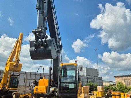 2025 Hyundai R220LC, жёлтый, 10799999 рублей, вид 4