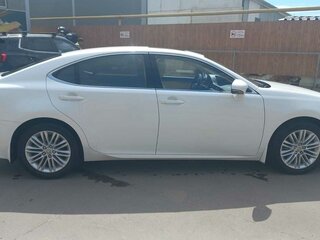 2014 Lexus ES 250 VI, белый, 2000000 рублей, вид 4