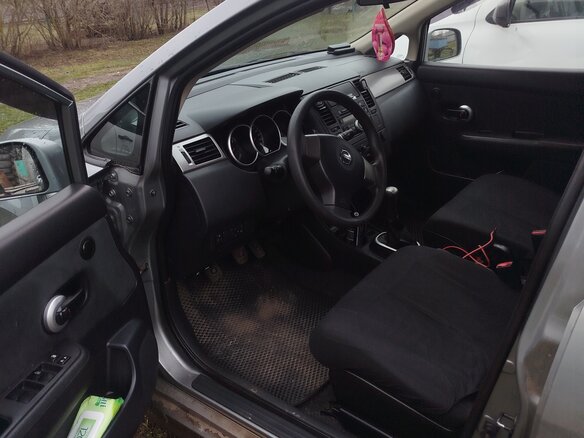 2011 Nissan Tiida I Рестайлинг, серый - вид 3
