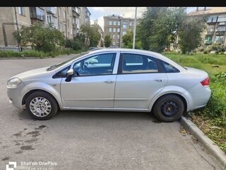 2010 Fiat Linea, серебристый, 370000 рублей, вид 2