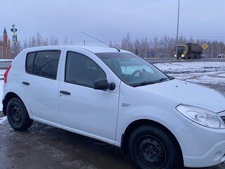 2014 Renault Sandero I, белый, 659999 рублей, вид 3