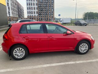 2014 Volkswagen Golf VII, красный, 1250000 рублей, вид 4