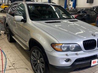 2004 BMW X5 3.0i I (E53) Рестайлинг, серебристый, 1300000 рублей, вид 1