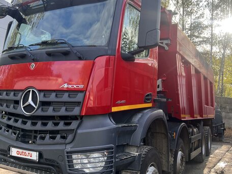 2021 Mercedes-Benz Arocs, красный, 9999999 рублей, вид 1