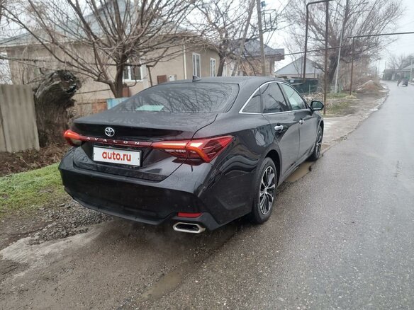 2023 Toyota Avalon V, чёрный, 2900000 рублей - вид 3