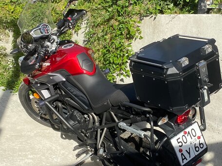 2017 Triumph Tiger 800, красный, 950000 рублей, вид 4