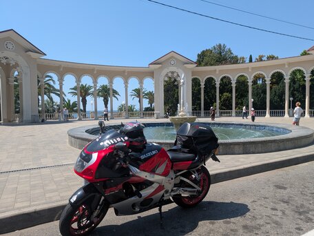 1997 Suzuki GSX-R 750, красный, 330000 рублей, вид 3