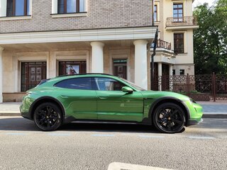 2021 Porsche Taycan Turbo Cross Turismo I, зелёный, 11700000 рублей, вид 5