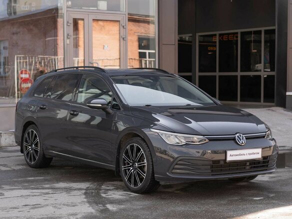 2021 Volkswagen Golf VIII, серый - вид 2