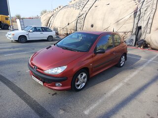 2001 Peugeot 206, красный, 170000 рублей, вид 1