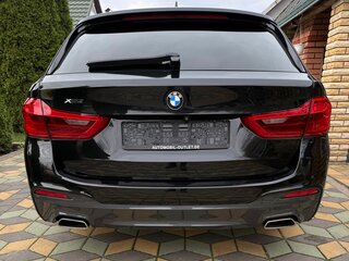 2019 BMW 5 серии 520d xDrive VII (G30/G31/G38), чёрный, 3500000 рублей, вид 4
