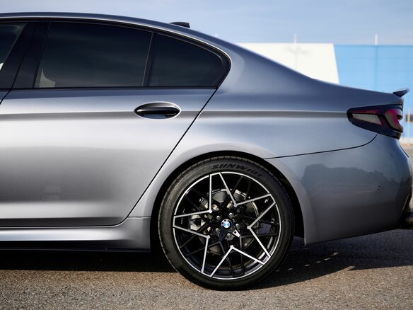 2020 BMW 5 серии 530i VII (G30/G31/G38) Рестайлинг, серый, 4500000 рублей - вид 12