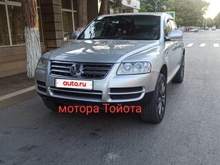 2005 Volkswagen Touareg I, серебристый, 1050000 рублей, вид 2