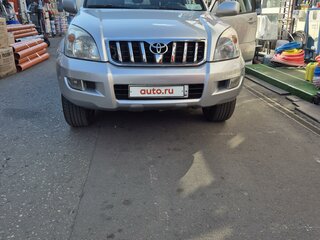 2005 Toyota Land Cruiser Prado 4-speed 120 Series, серебристый, 2550000 рублей, вид 2