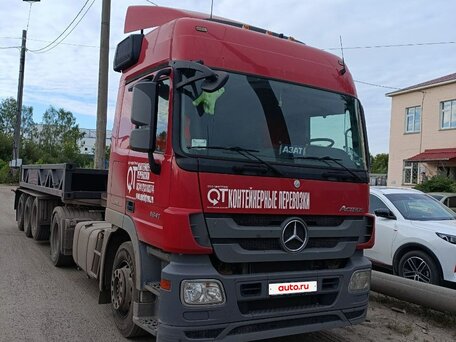 2019 Mercedes-Benz Actros, пурпурный, 7000000 рублей, вид 1