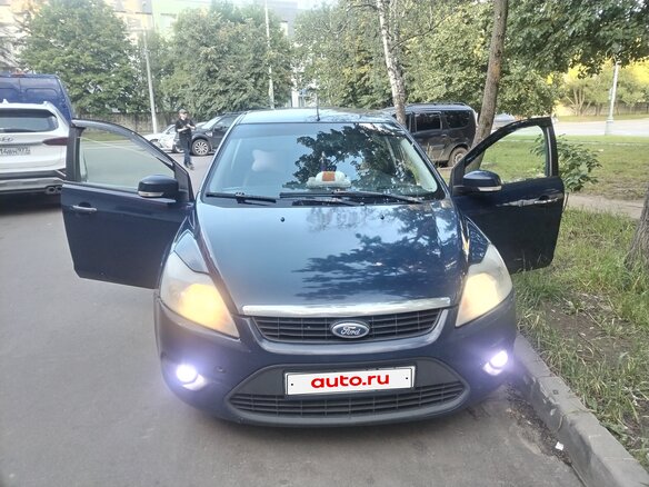 2011 Ford Focus II Рестайлинг, синий, 350000 рублей