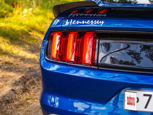 2017 Ford Mustang VI, синий, 4700000 рублей - вид 24