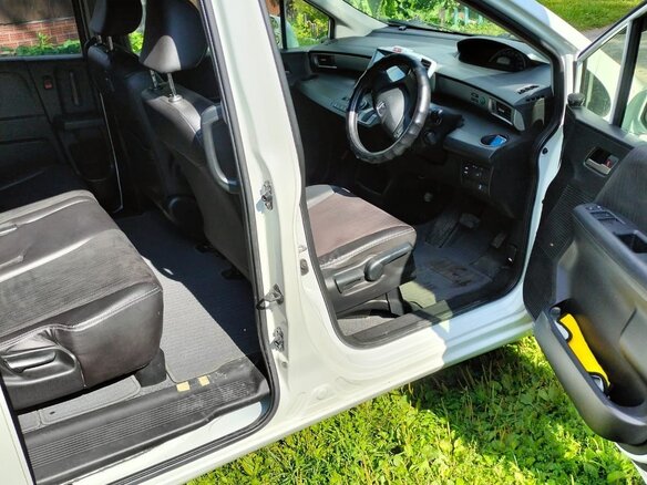 2014 Honda Freed I Рестайлинг 2, белый, 1350000 рублей - вид 15