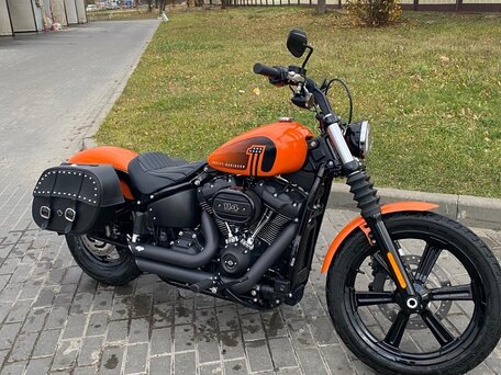 2021 Harley-Davidson Street Bob, оранжевый, 1100000 рублей, вид 1