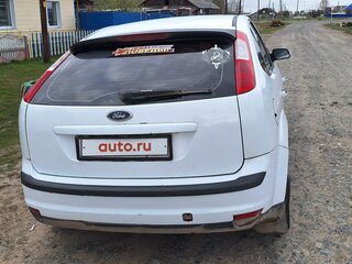 2007 Ford Focus II Рестайлинг, белый, 500000 рублей, вид 4