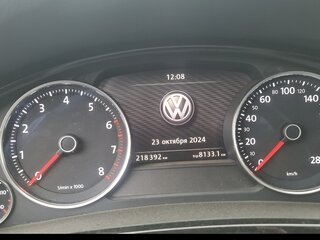 2016 Volkswagen Touareg II Рестайлинг, серый, 3000000 рублей, вид 5