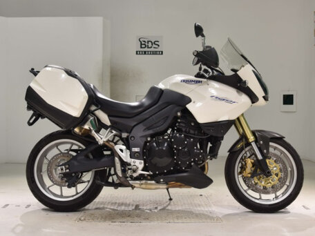 2008 Triumph Tiger 1050, белый, 405000 рублей, вид 4