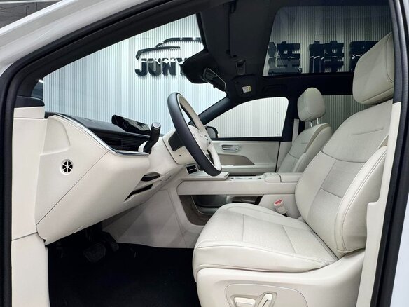 2026 Toyota bZ3X 58.3 kWh, белый, 2495000 рублей - вид 10