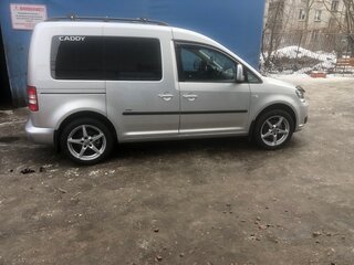 2013 Volkswagen Caddy III Рестайлинг, серебристый, 1100000 рублей, вид 1
