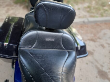 2004 Harley-Davidson CVO, голубой, 850000 рублей, вид 2