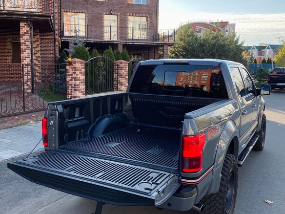 2019 Ford F-150 XIII Рестайлинг, серый - вид 7